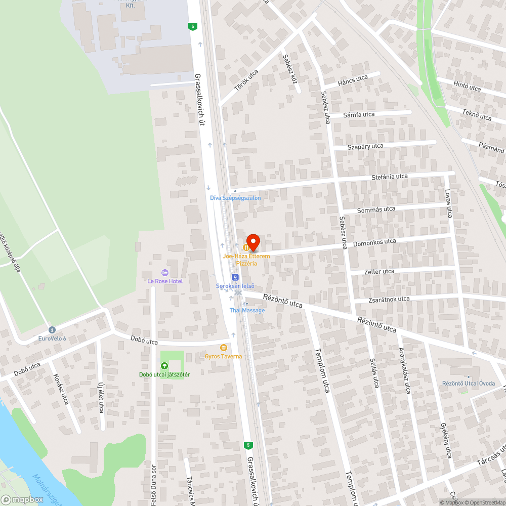 Az útra lerakott gallyak bejelentés helye