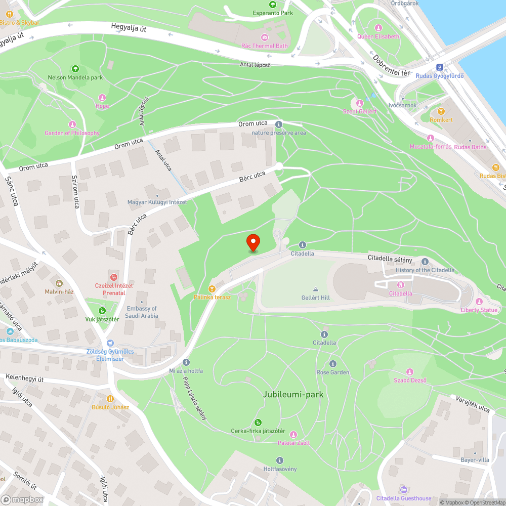 Citadella kilátó megközelítése sötétben méltatlan bejelentés helye