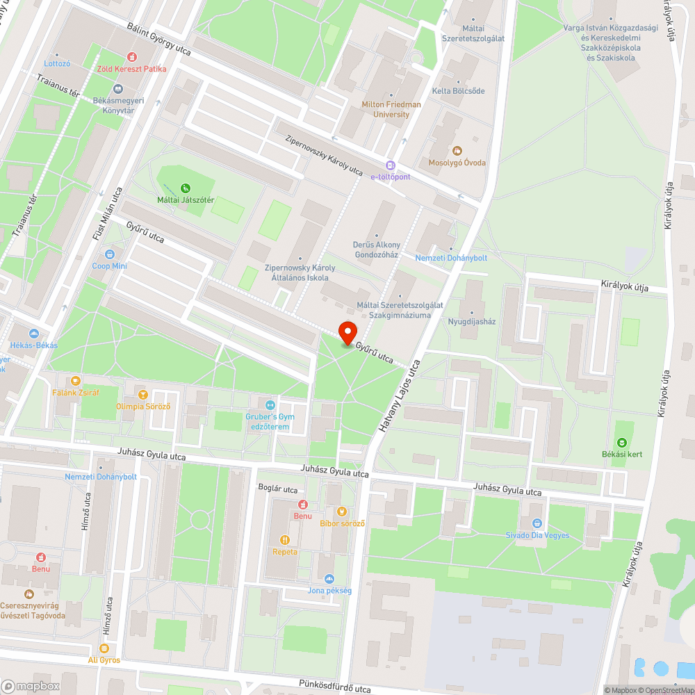 Kiszáradt fa a padoknál – már harmadik bejelentés bejelentés helye