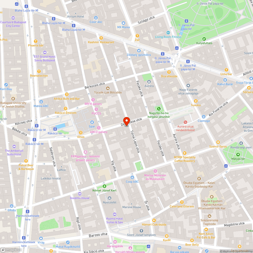 Tetöről, lelógó veszélyes bádoglemez bejelentés helye