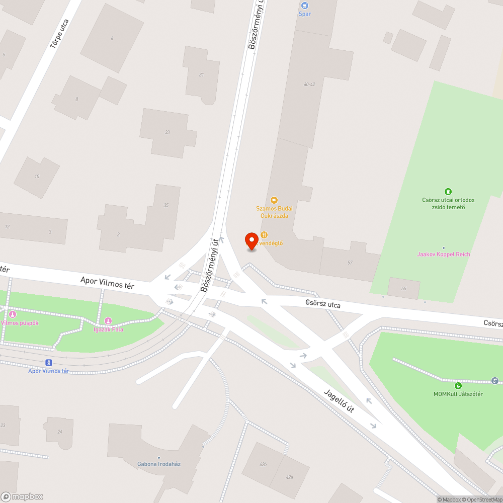 Fa ágai alacsonyan vannak bejelentés helye