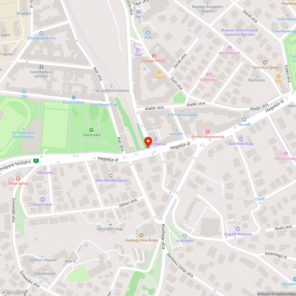 Túl keskeny járda a Hegyalja úton (a Mészáros utcánál) bejelentés helye