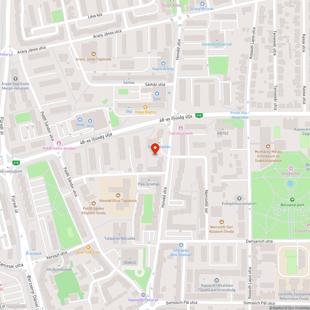 Üvegszilánkok a járdán, teli szemeteskukák, falevelek bejelentés helye