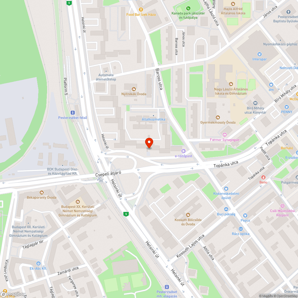 Félig leszakadt utcanévtábla bejelentés helye