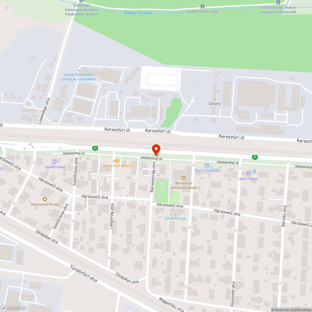 Egy balesetveszélyes autó kihajtó bejelentés helye