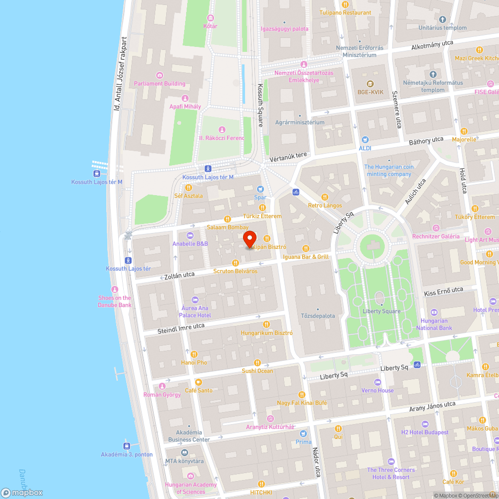 Parkoló autó alatt megbillent fedlap bejelentés helye