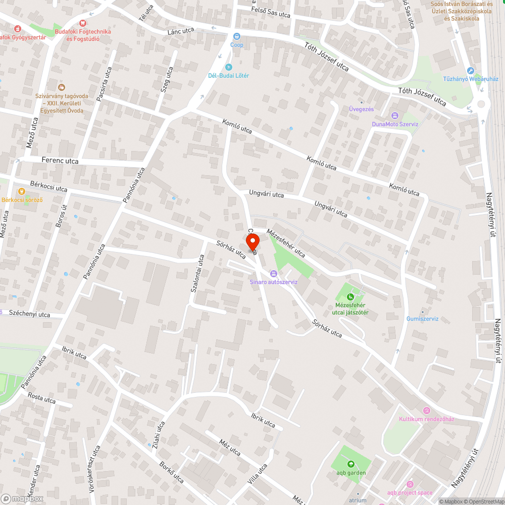 Megbillent fedlapra ráhajtanak az autók bejelentés helye