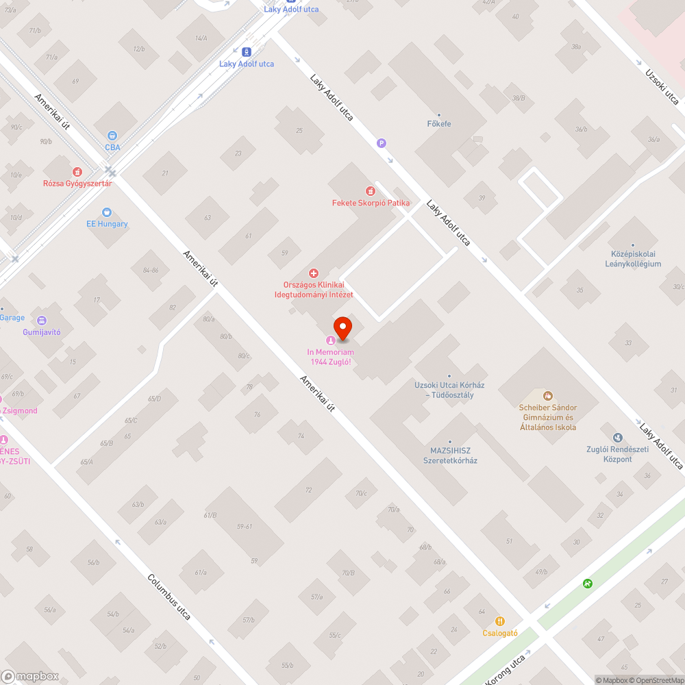 Vastag avar a járdán, csikktartó bejelentés helye