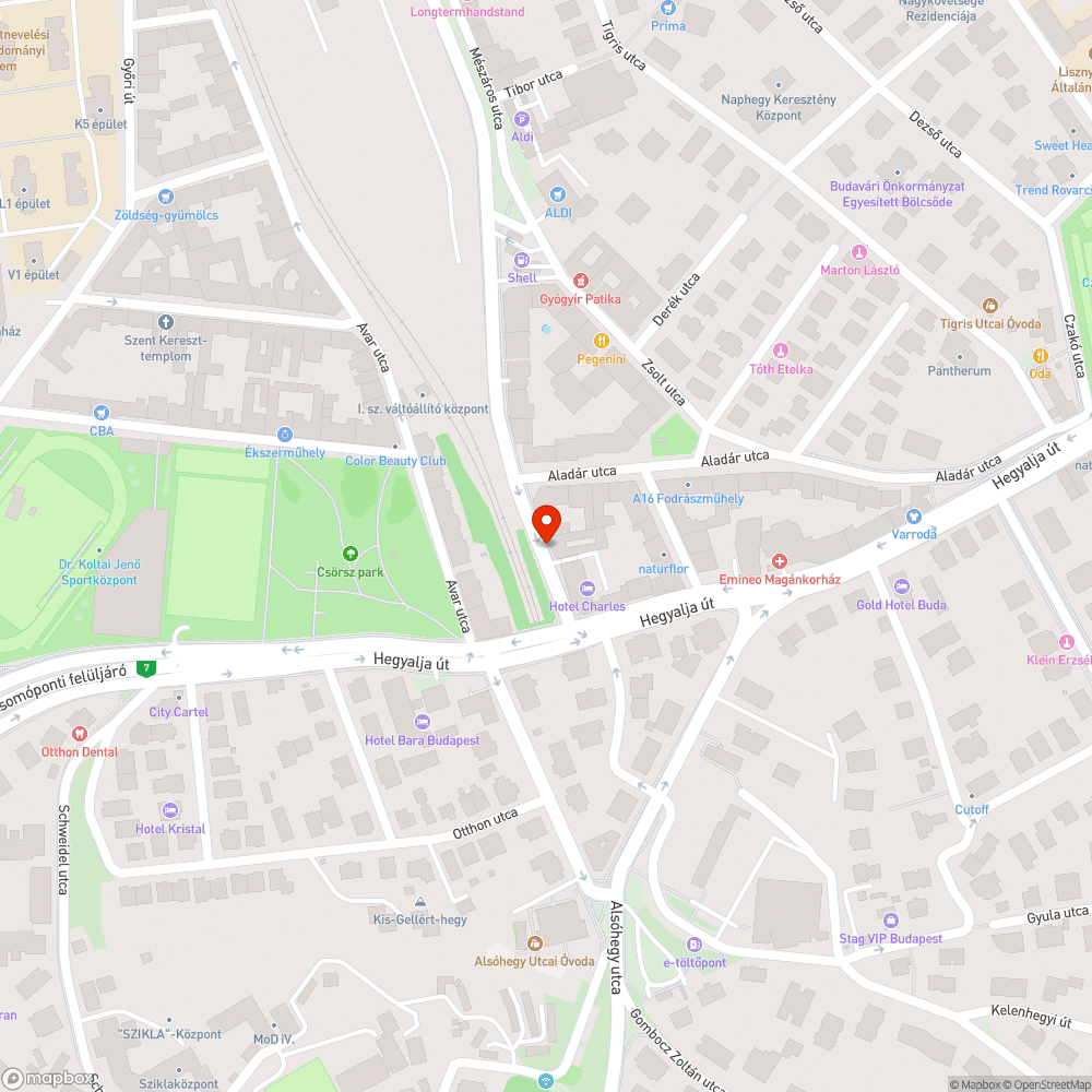 Járdára kilógó lépcső bejelentés helye