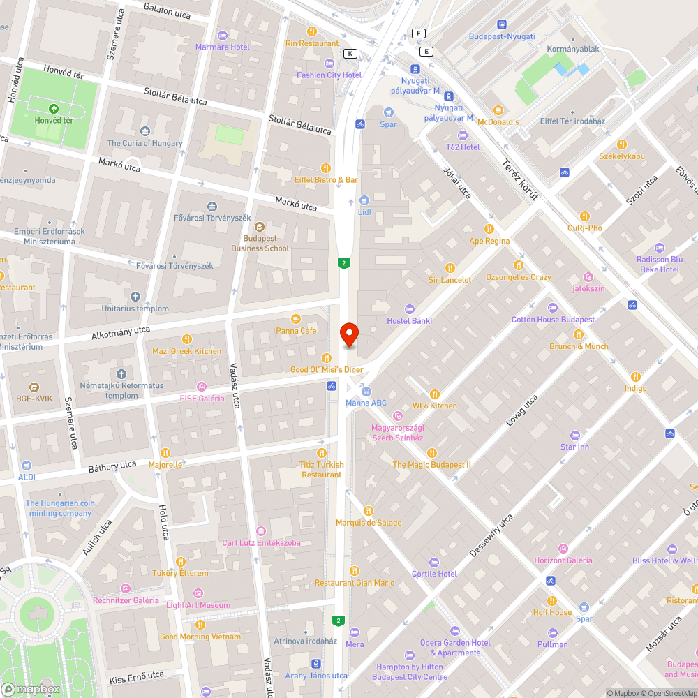 Graffitis es törött üveges telefonfülke bejelentés helye