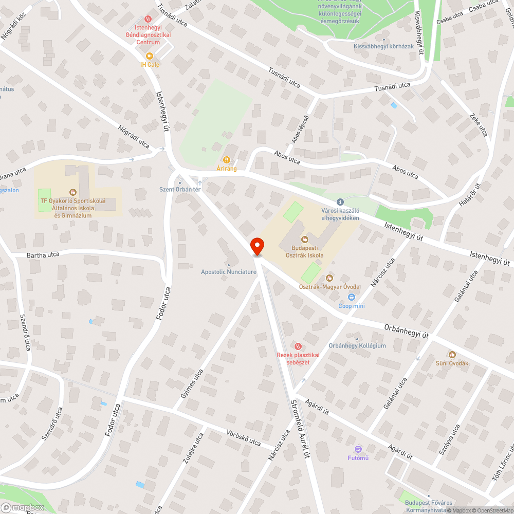 Kidöntött KRESZ tábla Orbánhegyi-Stromfeld u. sarok bejelentés helye