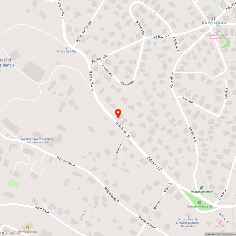 Mozgásképtelen jármű foglalja a parkolóhelyet bejelentés helye