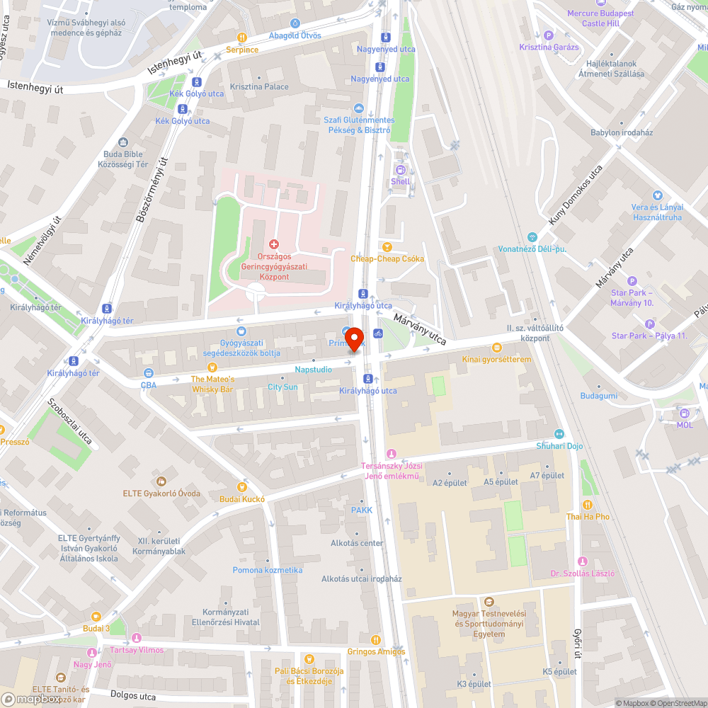 Beszakadt, balesetveszélyes járda, közlekedési lámpa oszlopa mellett bejelentés helye