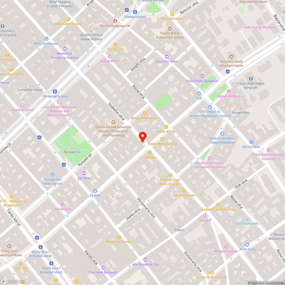 Növényzet belóg a Király utca - Izabella utca sarkán bejelentés helye