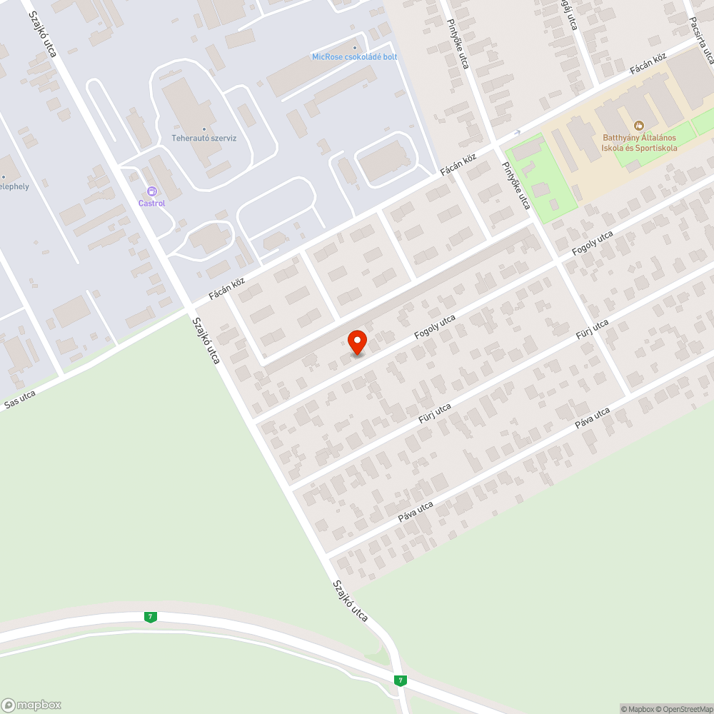 Gödör és sóderhalom az út közepén bejelentés helye