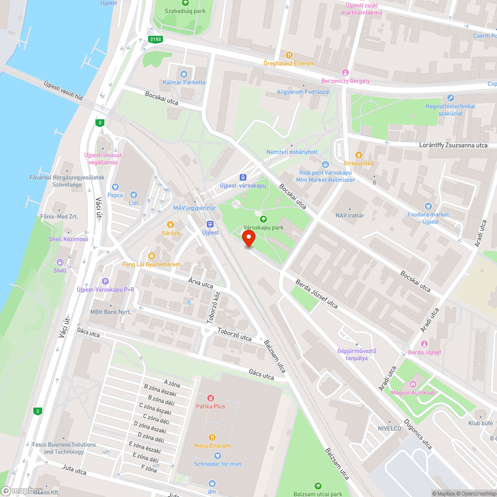 Kilyukasztott fém ajtó a vasút alatt bejelentés helye