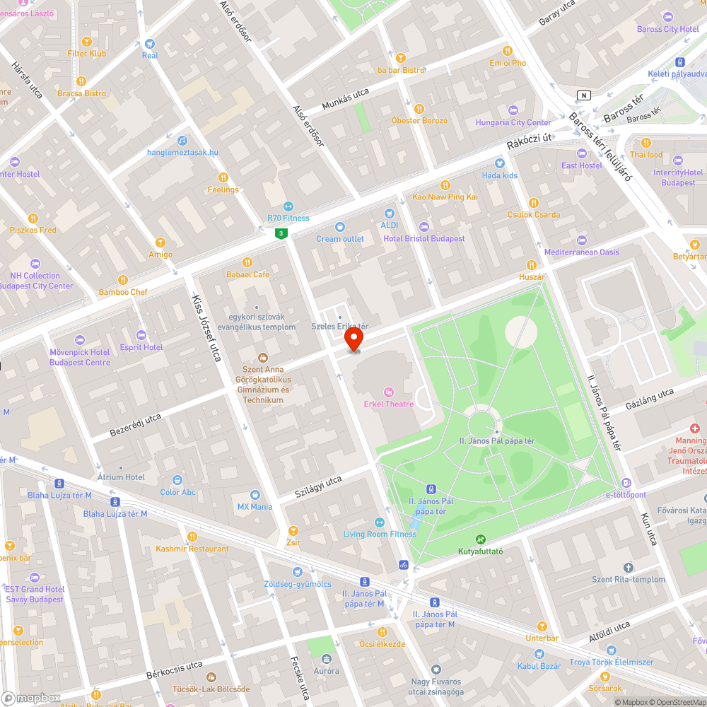 megdőlt oszlop, szét tört beton terelő bejelentés helye