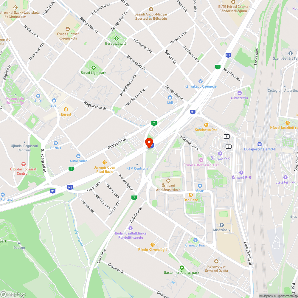 Járda a parkolóház és benzinkút mellett bejelentés helye