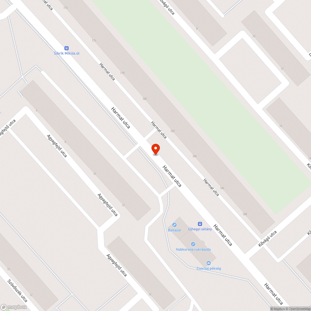 Mind kettő lassan kifakuló közúti táblák bejelentés helye