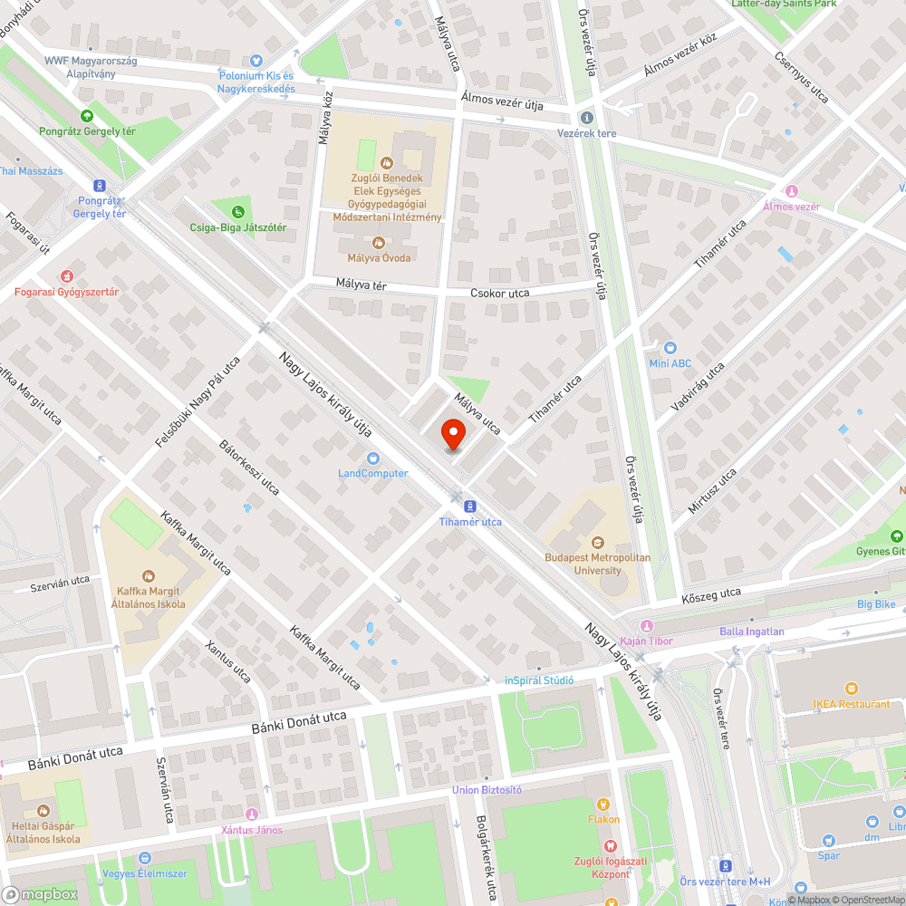 Bokrok elfoglalják a keskeny járda felét bejelentés helye