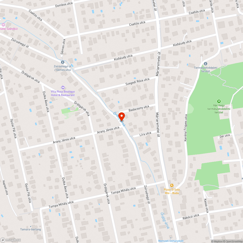 Törött  víznyelő rács – Zsíroshegyi út és Arany János utca sarka bejelentés helye