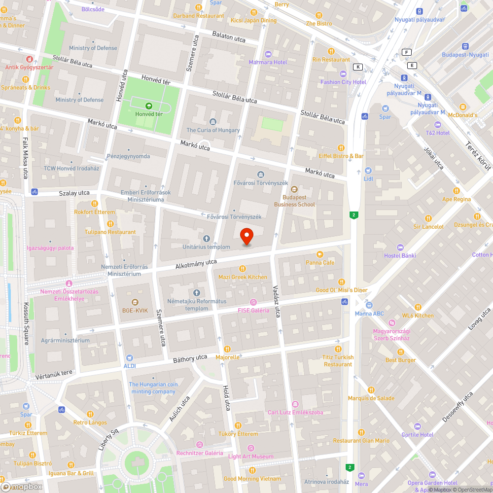 Tönkrement, közepén hiányos fedlap bejelentés helye