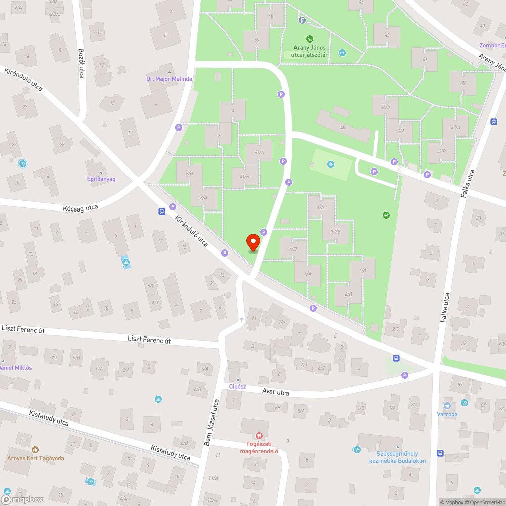 Hetek óta nem mozduló, elhanyagolt autó bejelentés helye