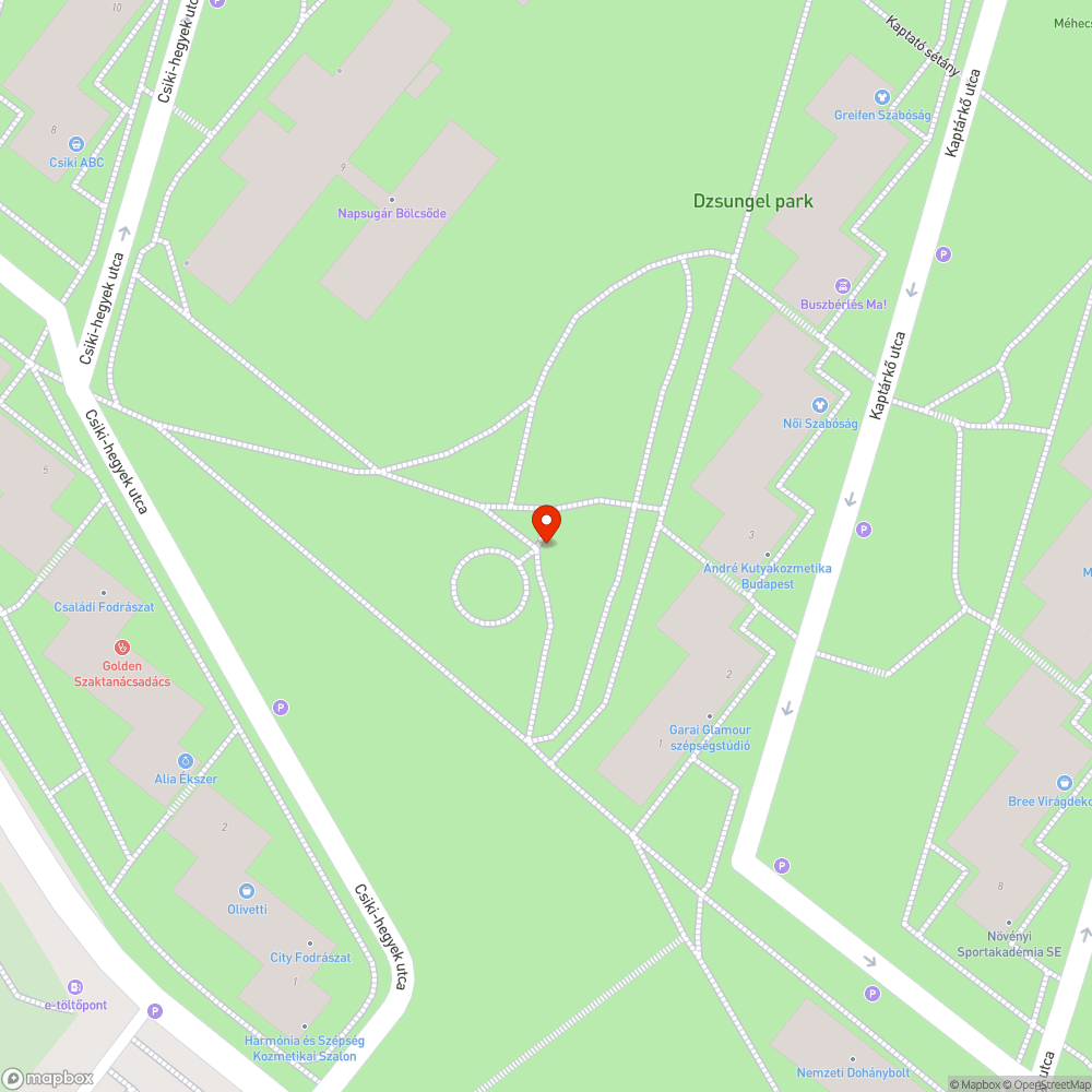 Építési gödör a Dzsungel park játszótéren bejelentés helye