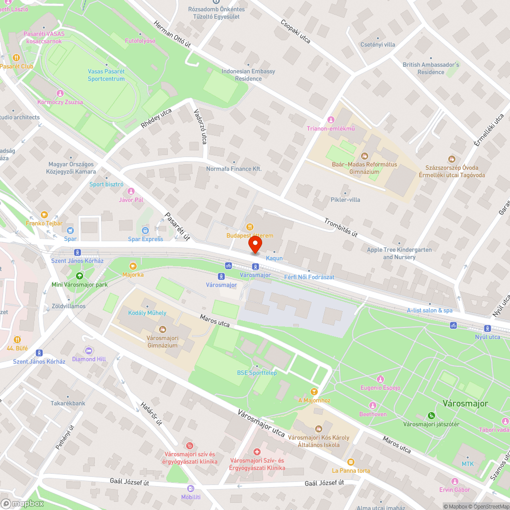 Lehetetlen elerni a villamost a lampa miatt bejelentés helye