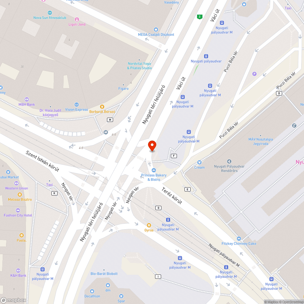 Kiégett és leszakadt plakátú Citylight bejelentés helye