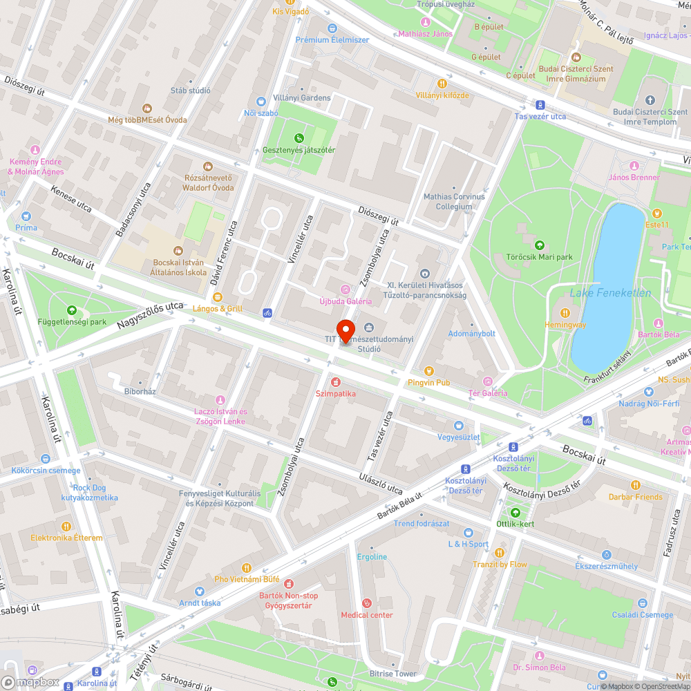 Elhagyott autó az önkormányzat mellett bejelentés helye