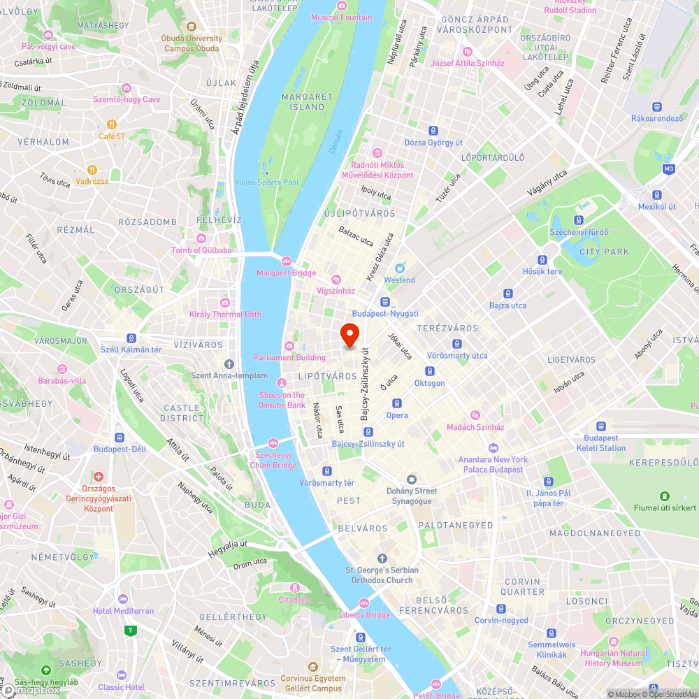 Óriás luk a járdán bejelentés helye