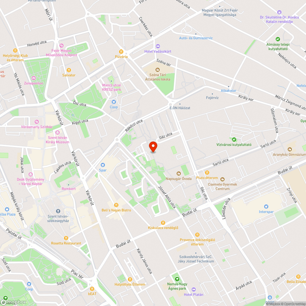 Általános iskola elötti lépcső bejelentés helye