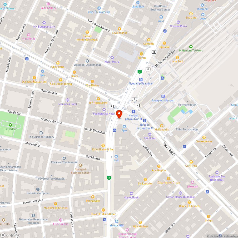 Kidőlt oszlop és kilazult térkő bejelentés helye