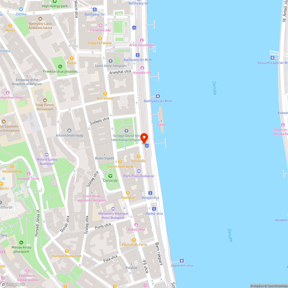 Kint felejtett tájékoztató tábla bejelentés helye