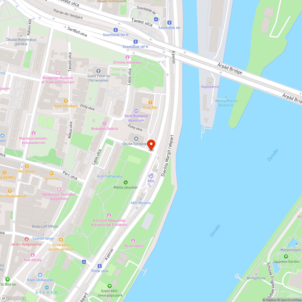 Széttört átvezetés a fedlap körül bejelentés helye