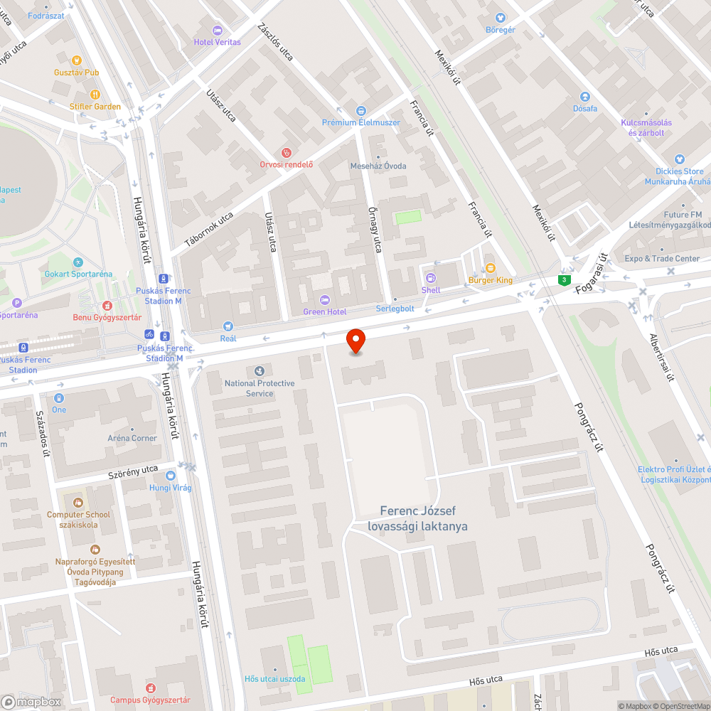 Buszmegállóban lévő lyuk, mely tömegközlekedésről leszálláskor balesetveszélyt idézhet elő. bejelentés helye