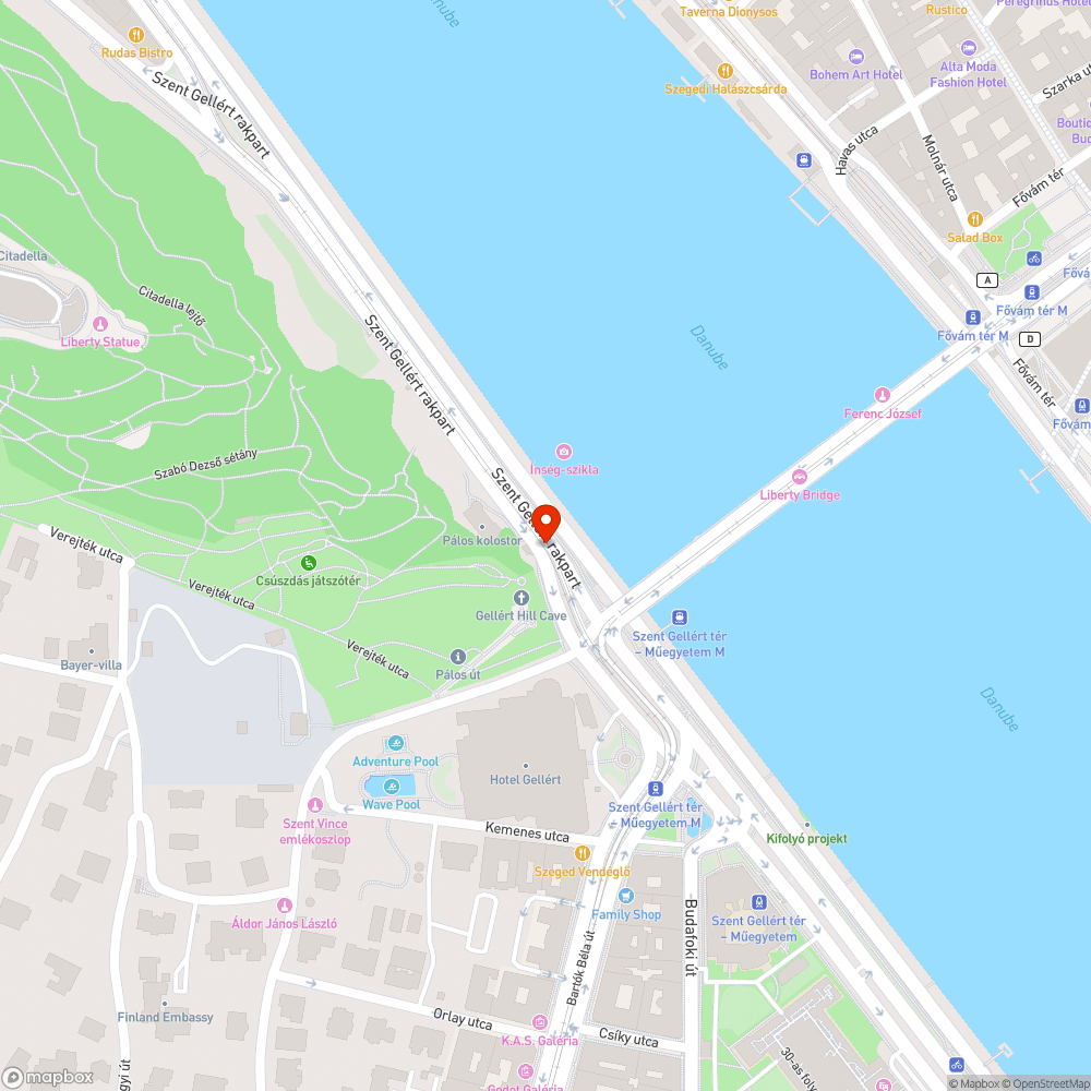 Újra elkaszálták a Szent Gellér rakparton a terelő táblákat bejelentés helye