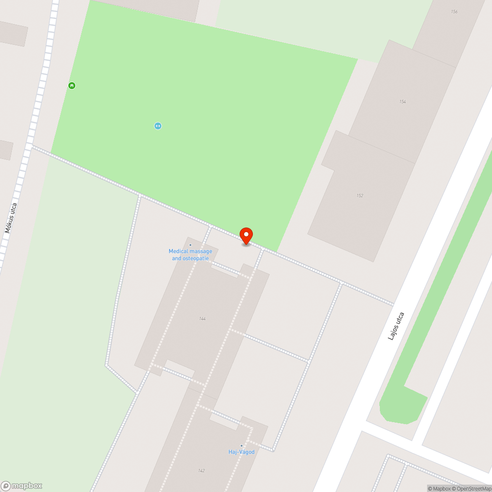 Eltört pad és hiányzó deszka Óbudán, a Mókus utcában bejelentés helye