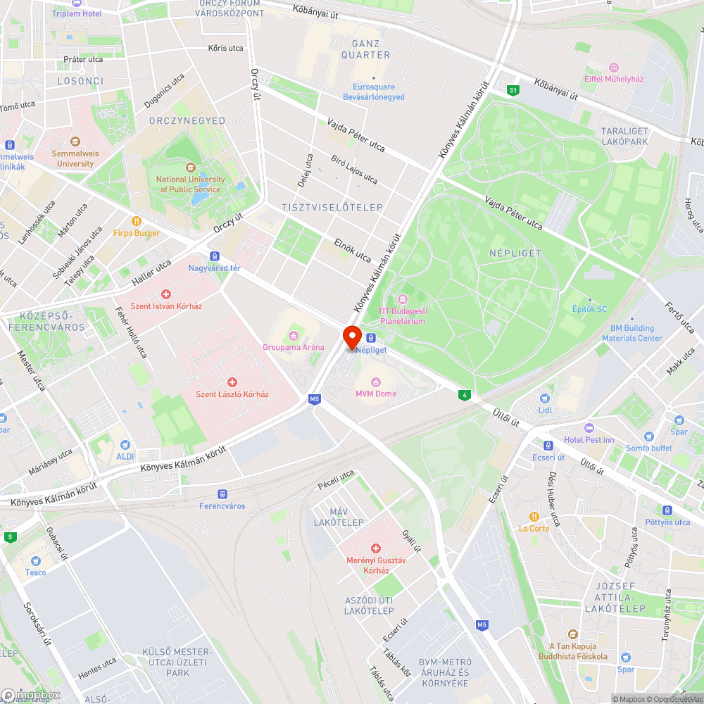 Kővel kitámasztott kapcsoló szekrény ajtó bejelentés helye