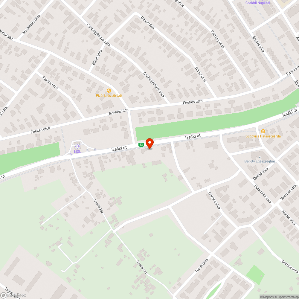 Kopott buszmegálló tábla az Izsáki úton bejelentés helye