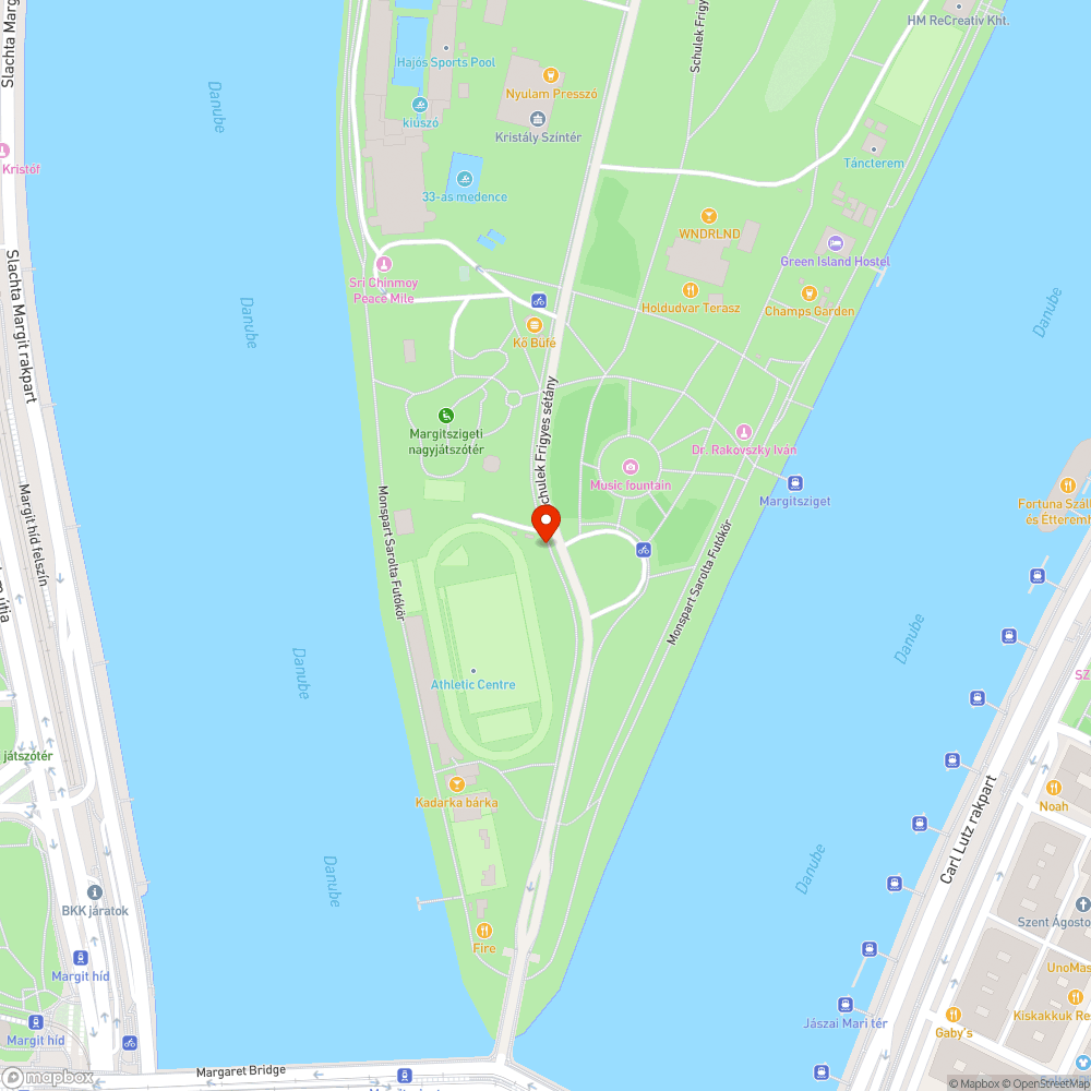 Funkciótlan fém keret a Margit-szigeten bejelentés helye