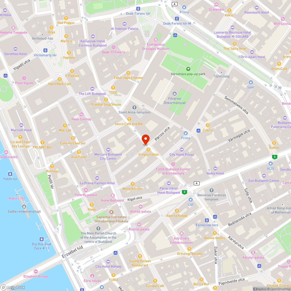 Eltévedt KRESZ-tábla a Petőfi Sándor utcában bejelentés helye