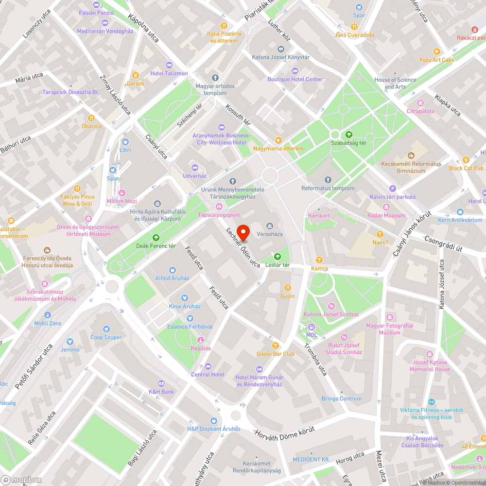 Pontatlan parkolótábla a Városháza mögött bejelentés helye