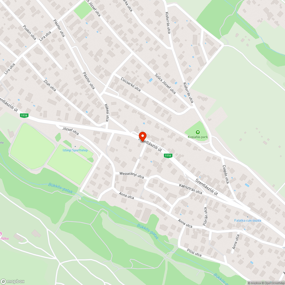 Leszakadt vezeték, ferde oszlop a Sportpálya buszmegállóban bejelentés helye