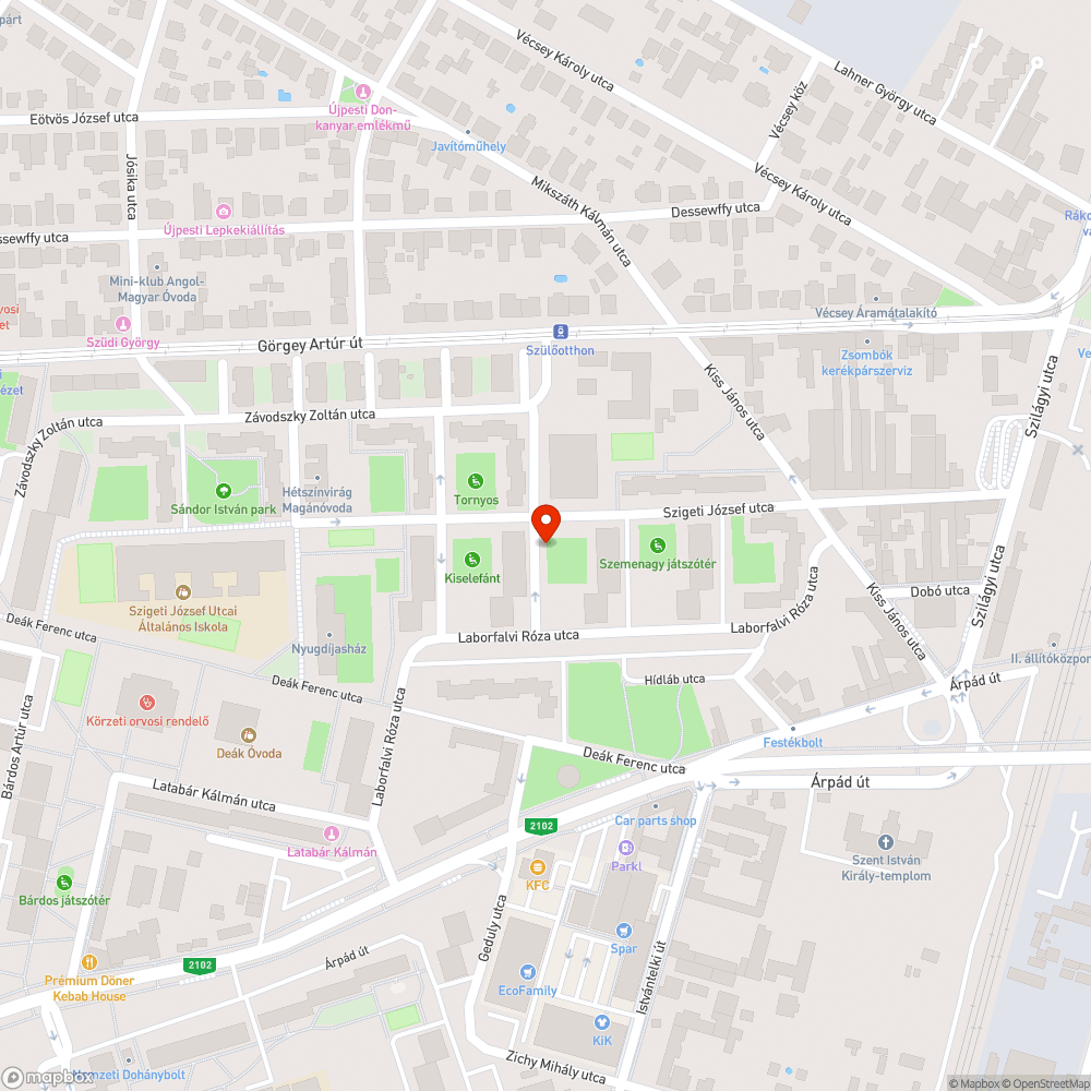 Parkolás a park közepén a tengópályán bejelentés helye