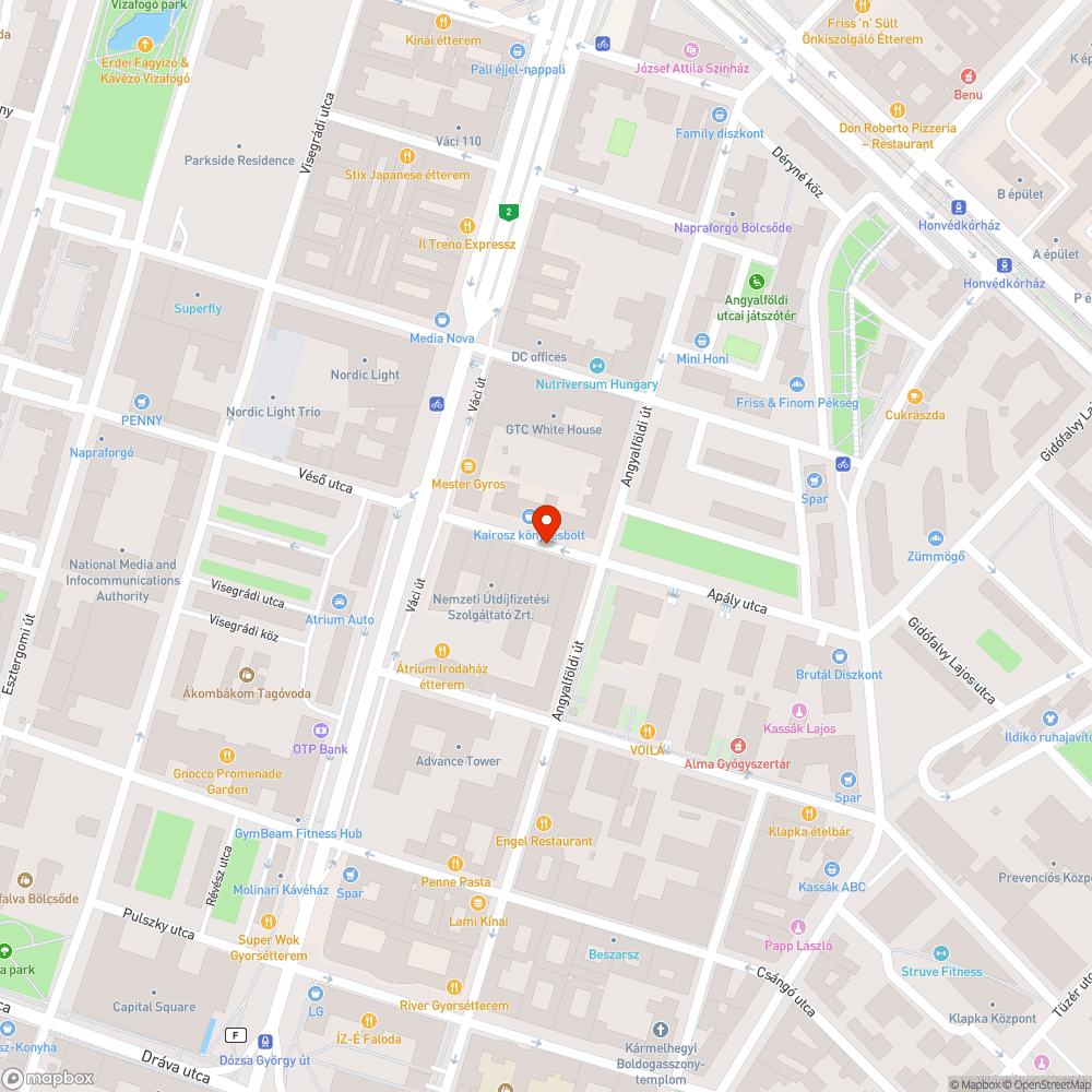 Fatuskó, törmelék, szemét maradt az új fácskák ültetése után az Apály utcában bejelentés helye