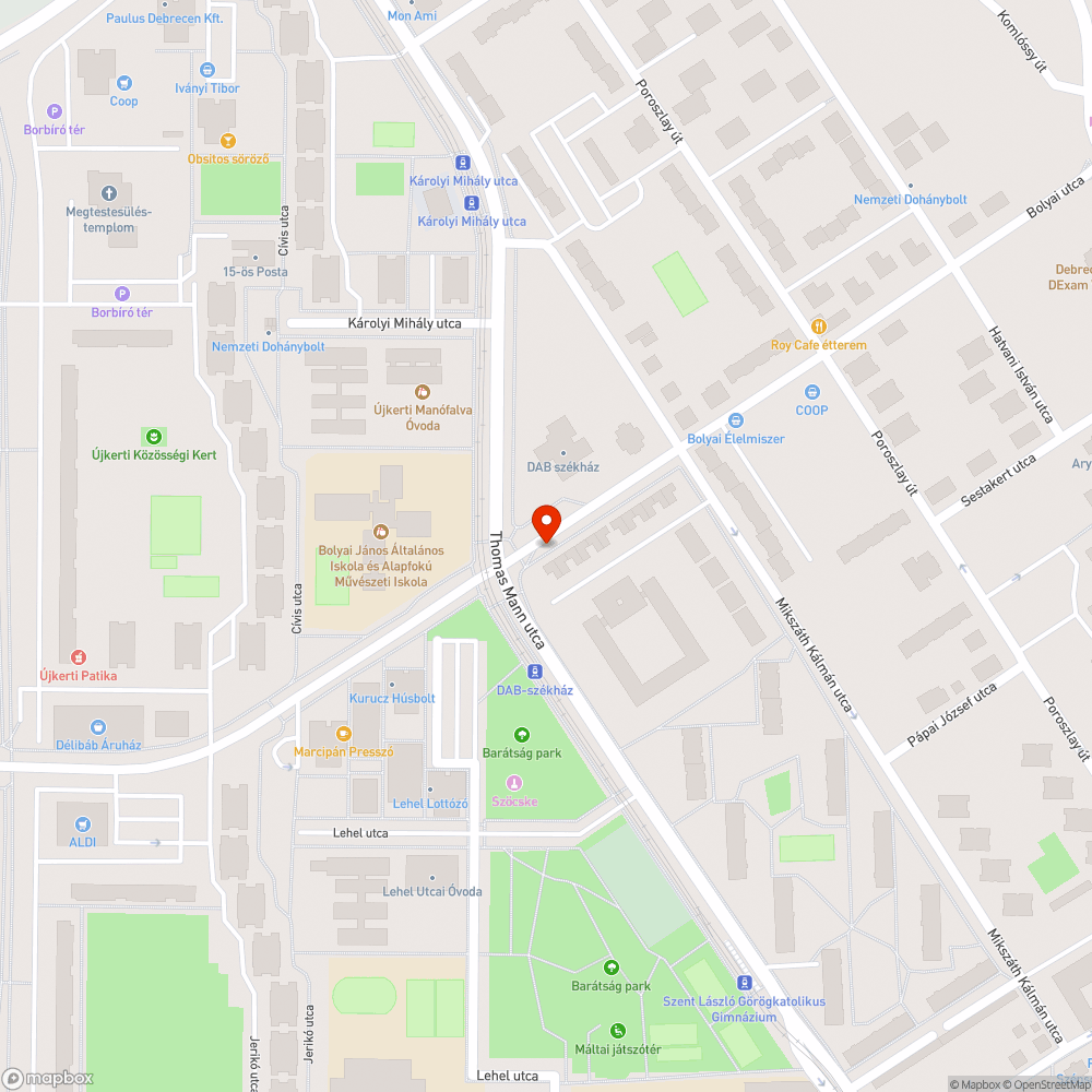 Kerékpársáv közepén kanyarban kátyú bejelentés helye