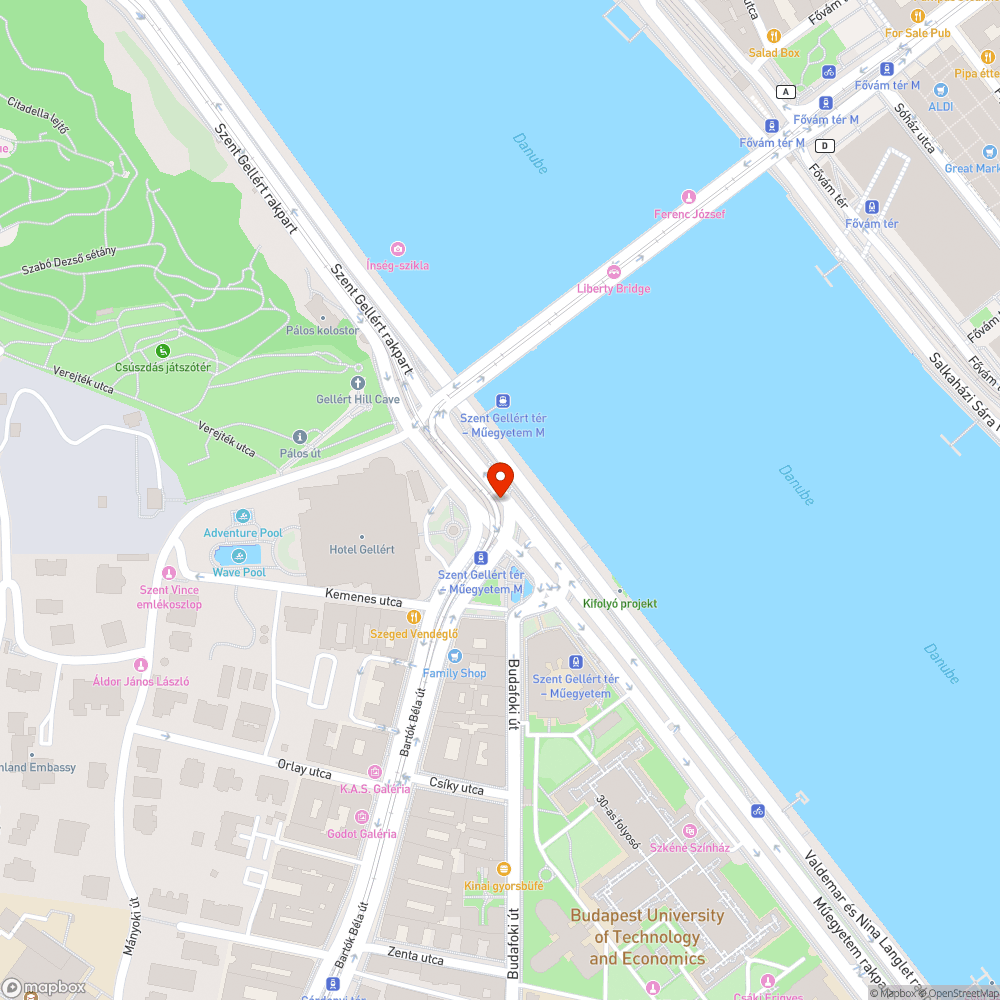 A fa belenő a körbeölelő vasba bejelentés helye