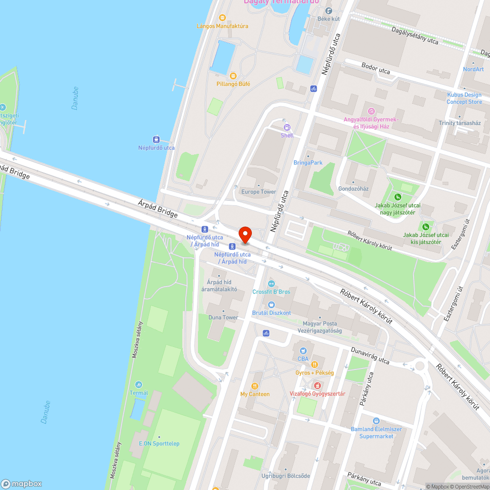 Koszos, szemetes lépcső a villamos megállónál bejelentés helye